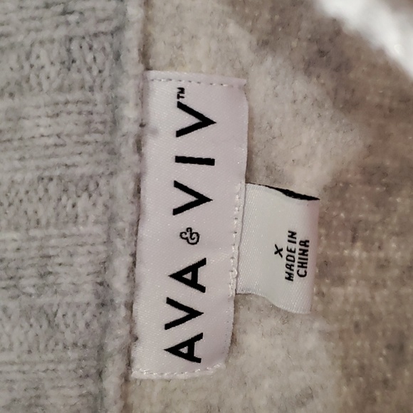 Ava viv mock neck sweater EUC - Picture 2 of 4